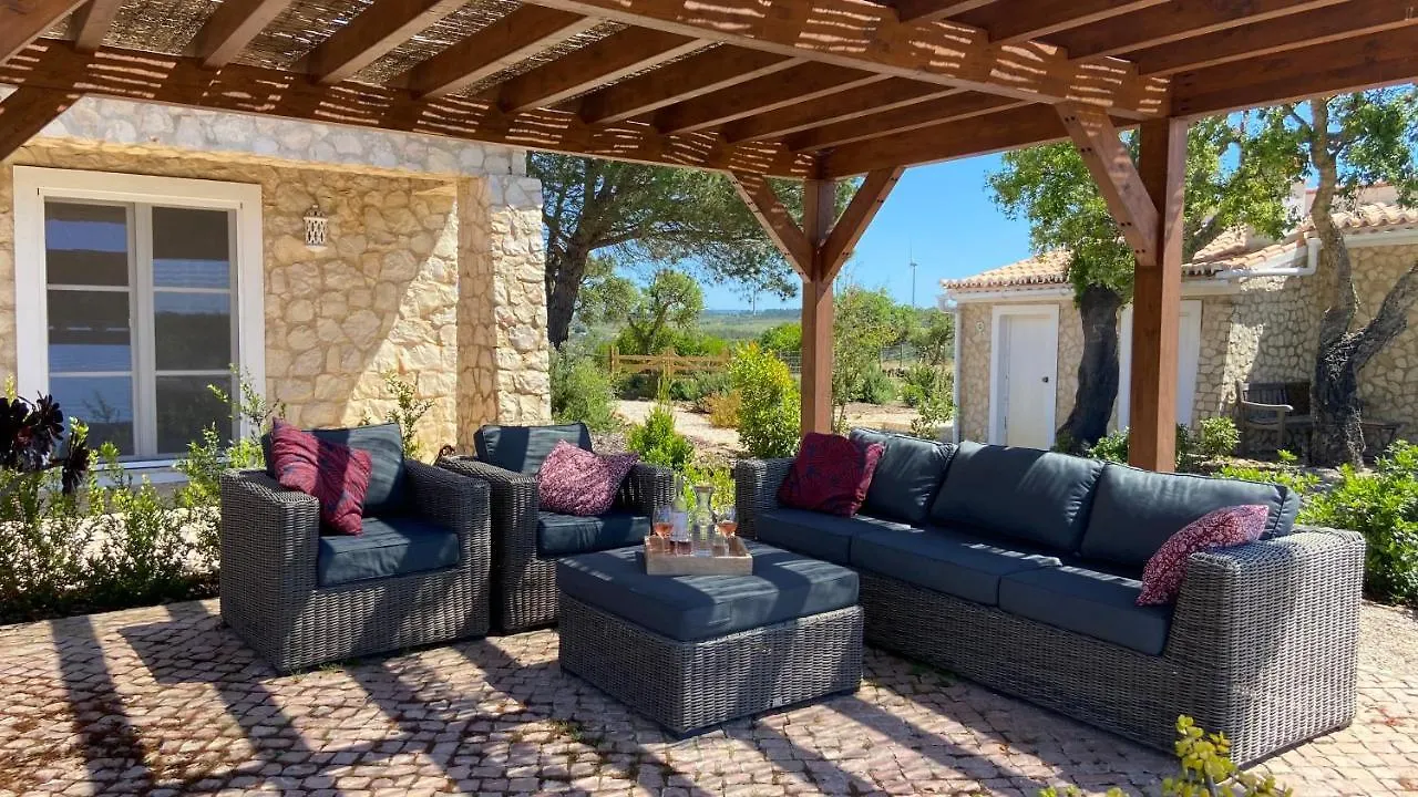 Sussurros Do Monte Bed and Breakfast Aljezur Bed & Breakfast