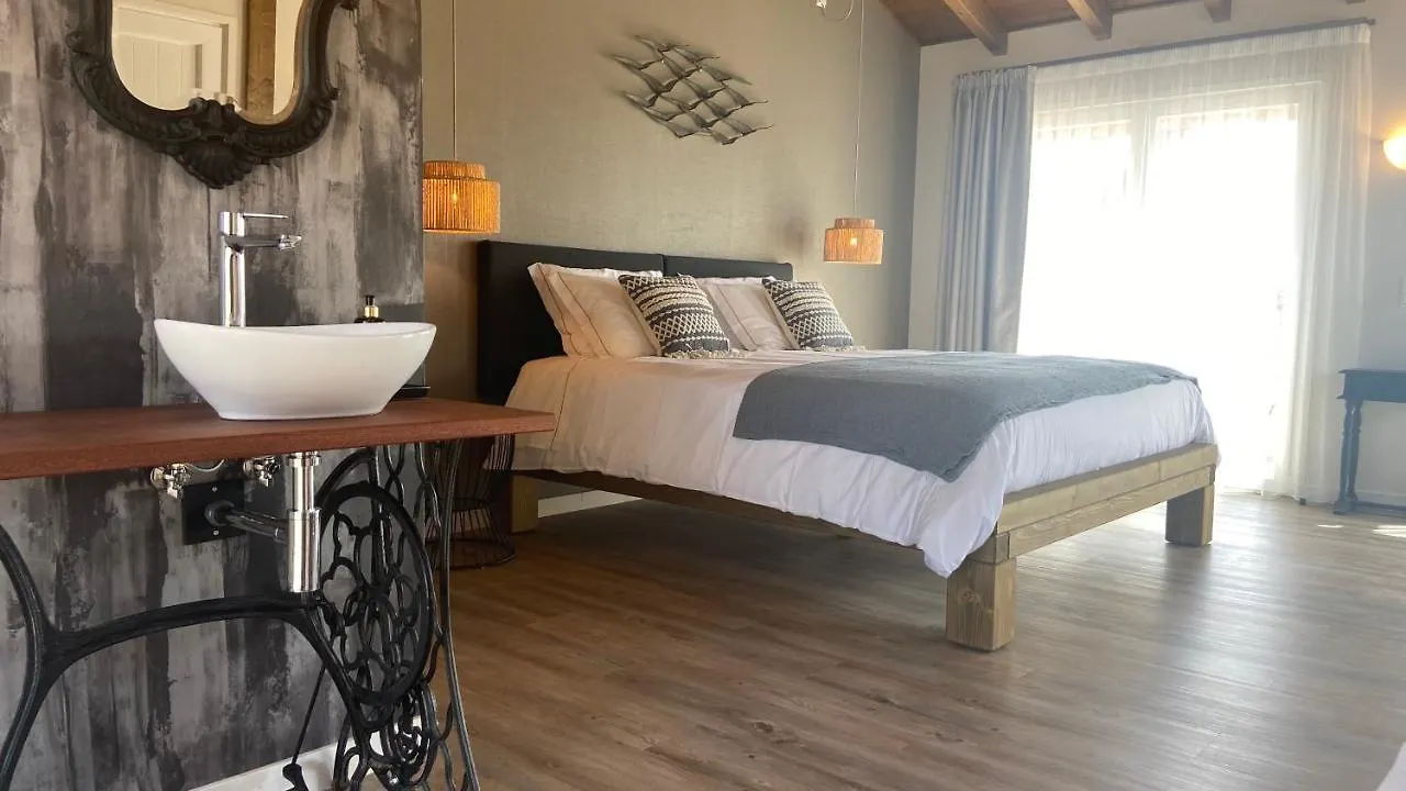 Sussurros Do Monte Bed and Breakfast Aljezur 0*,